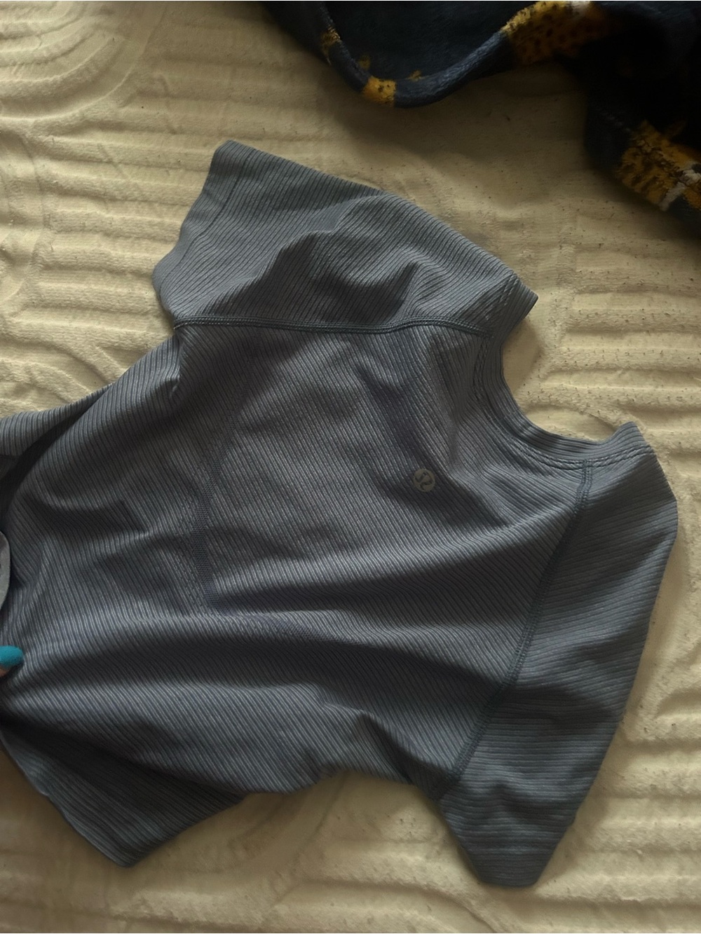 lululemon athletica Short Sleeve Crop Top in Blue Gray